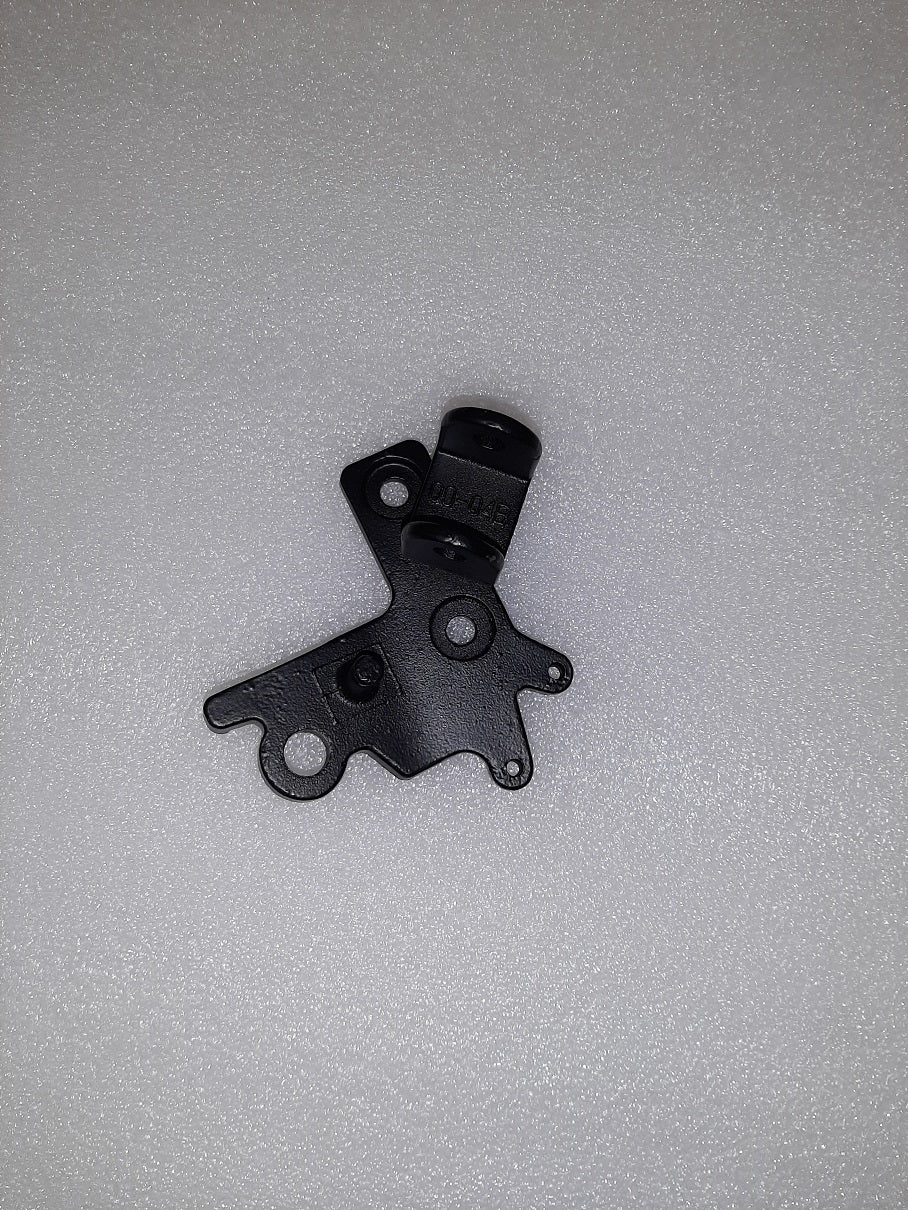 GX250 Foot Peg and Bracket Assembly - PBC685XL
