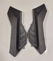 G2000 Black Decorative panels in the middle of the left and right battery box